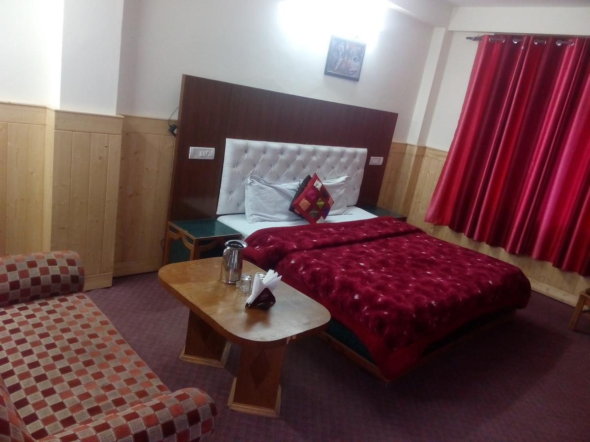 Gautam Hotel & Cottage Manāli Buitenkant foto